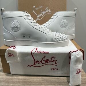 New Christian Louboutin Louis Flat Spikes White Silver Sneakers Sz 45.5/12.5US